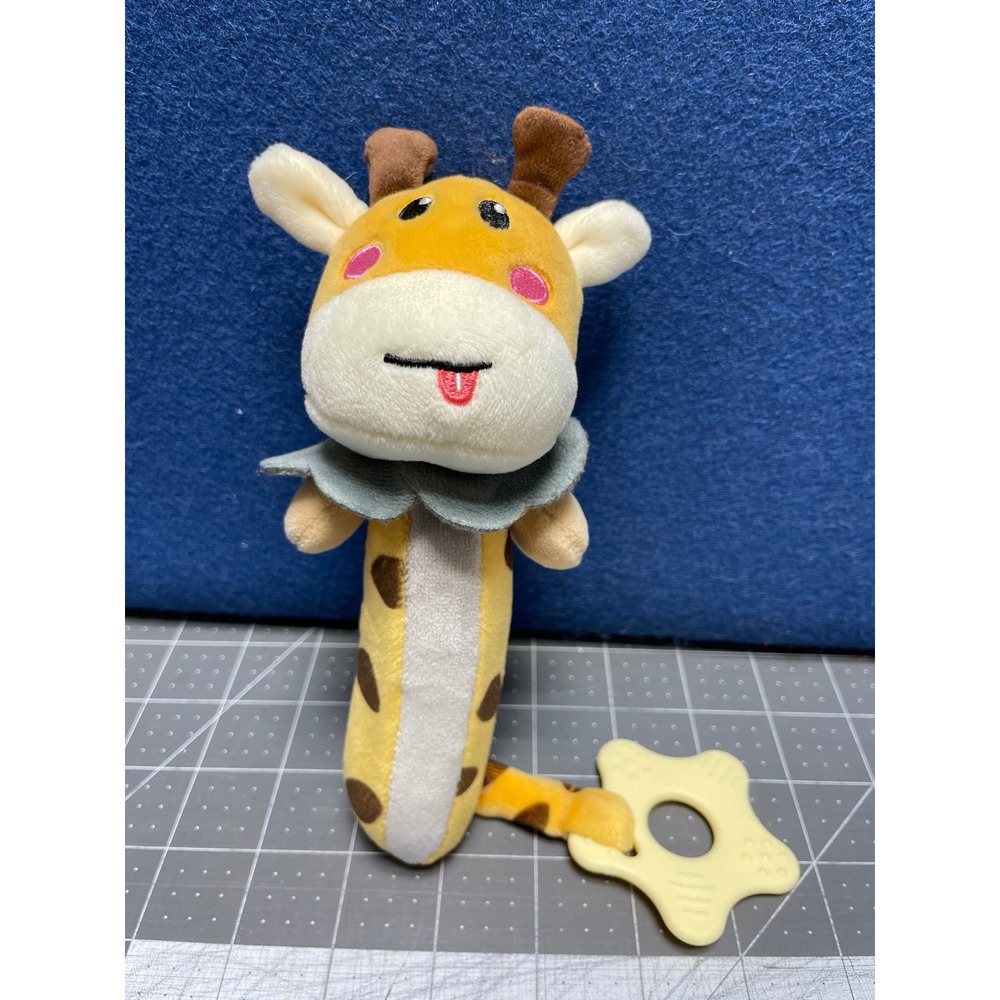 Giraffe Plush Rattle Yellow‎ Spotted Infant Toy with Star Teether